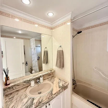 Sunny Penthouse In Golf Del Sur *