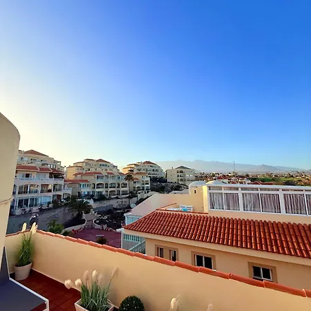 Sunny Penthouse In Golf Del Sur