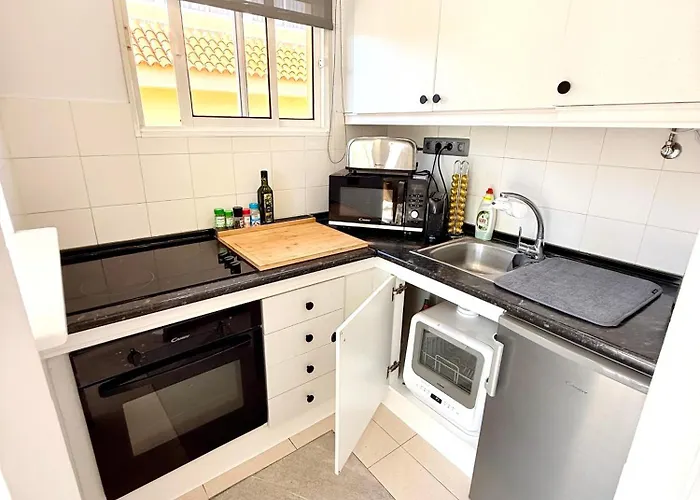 Sunny Penthouse In Golf Del Sur *